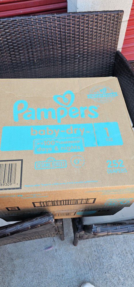 PAMPERS BABY-DRY