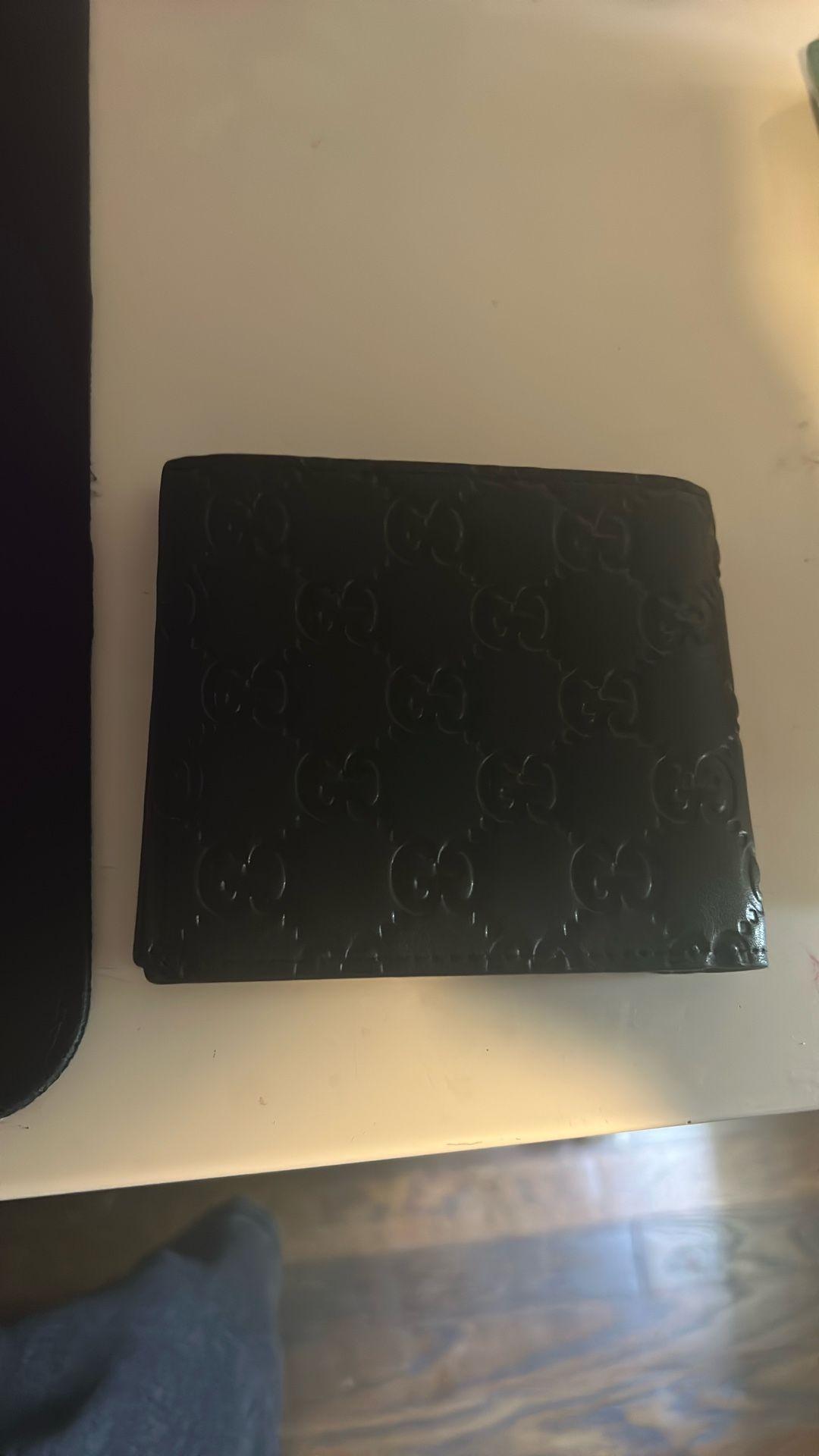Black Gucci wallet