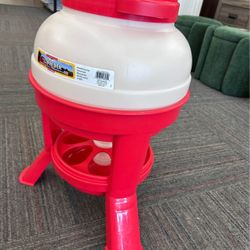 Feeder Plastic Dome, New