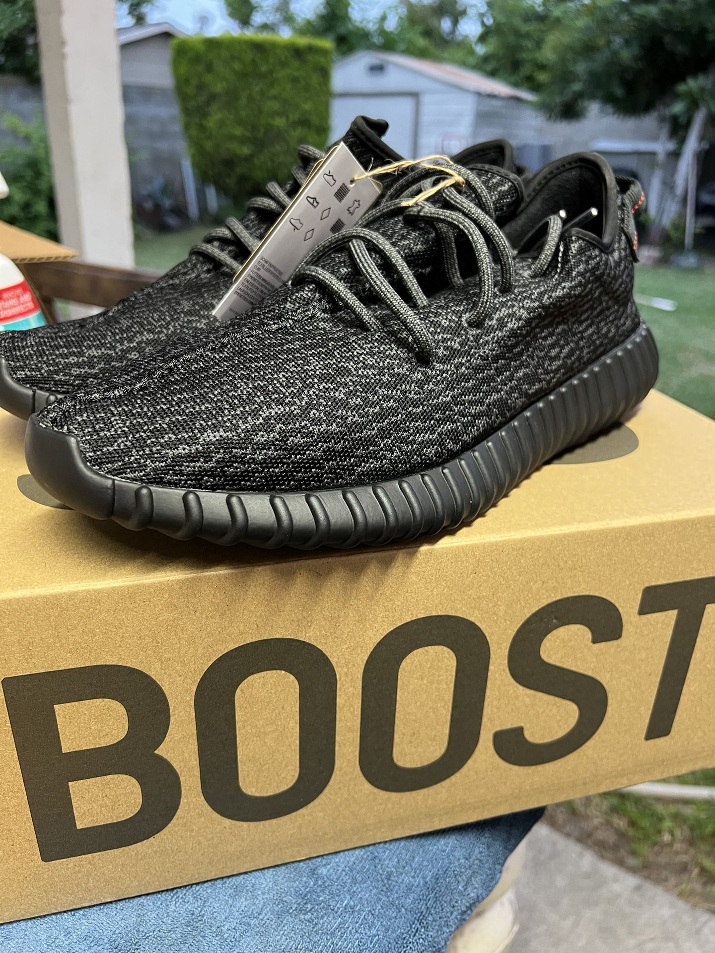 New Yeezy Boost 350 Pirate Black 13.5 BB5350 for Sale in Santa