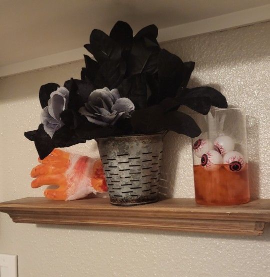 Halloween Decor