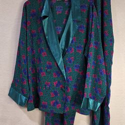VTG Victoria’s Secret Gold Label M Green/Purple Floral Satin Pajama Set Medium