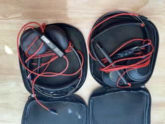 Poly Blackwire 5220 Wired Headset (Plantronics) - Flexible Noise-Canceling Boom Mic - Ergonomic Design - Connect to PC/Mac, Mobile via USB-C, USB-A