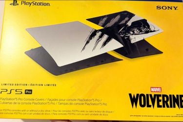 Marvel’s Wolverine Limited Edition PS5 Controller & Cover Set – Sealed