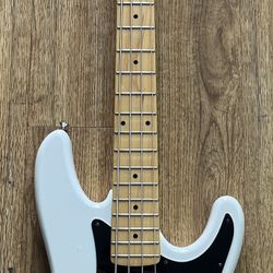 EPIPHONE P BASS 1983 MADE IN KOREA