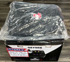 Chauvet DJ Geyser P7 Fog Machine W/ Pyrotechnic Like Effect & Carry Bag