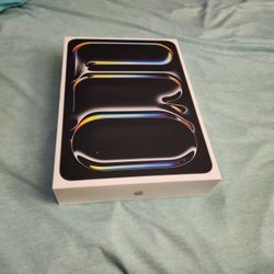 iPad Pro M4 11 Inch