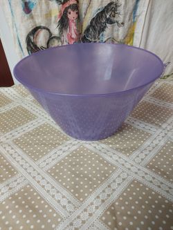 Lavender serving bowl