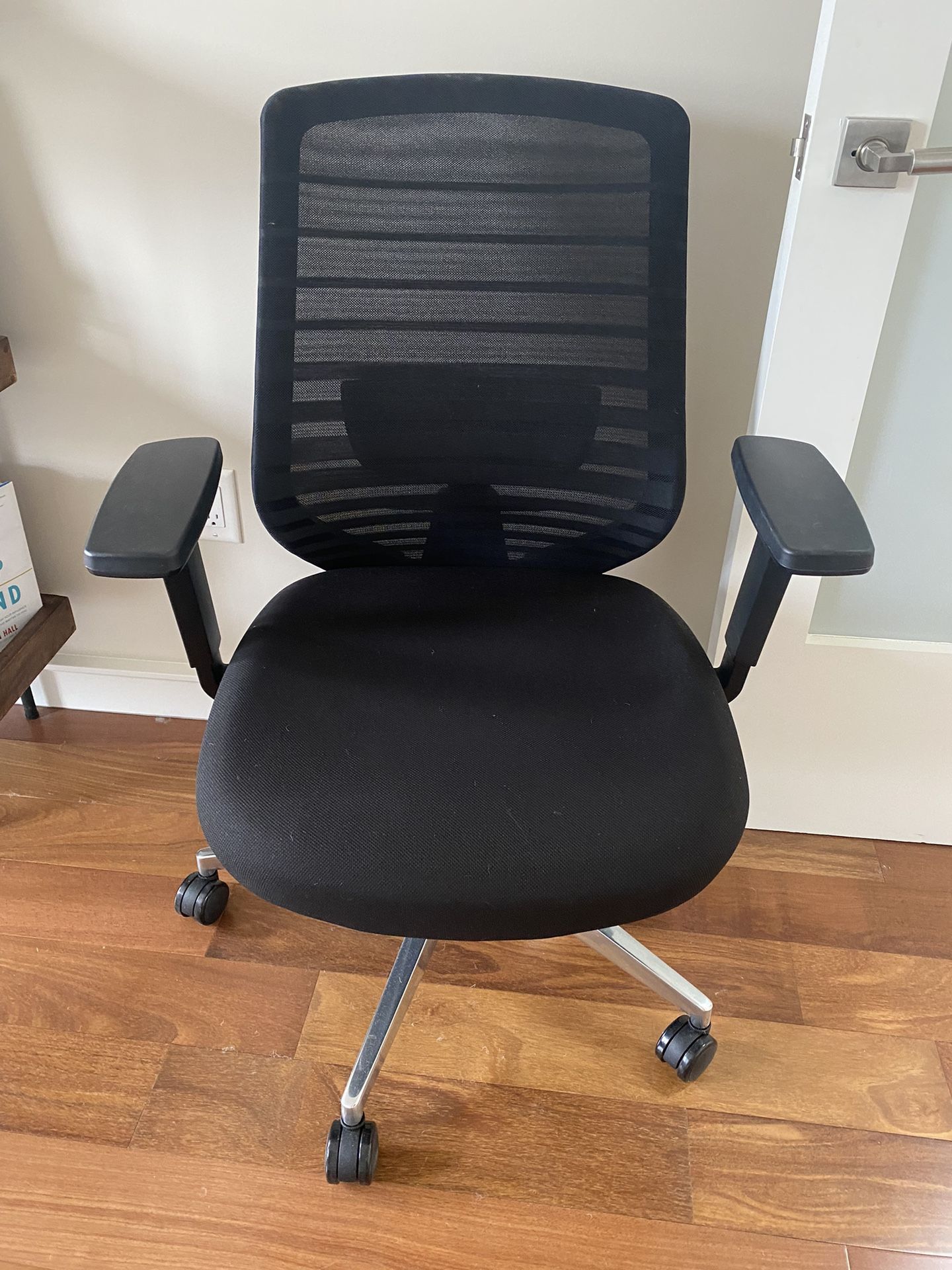 Branch Ergonomic Desk Chair