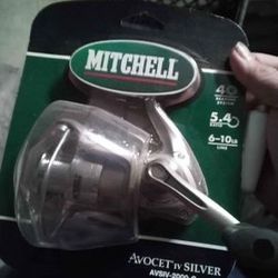 Mitchell fishing reel Avocet Iv sliver