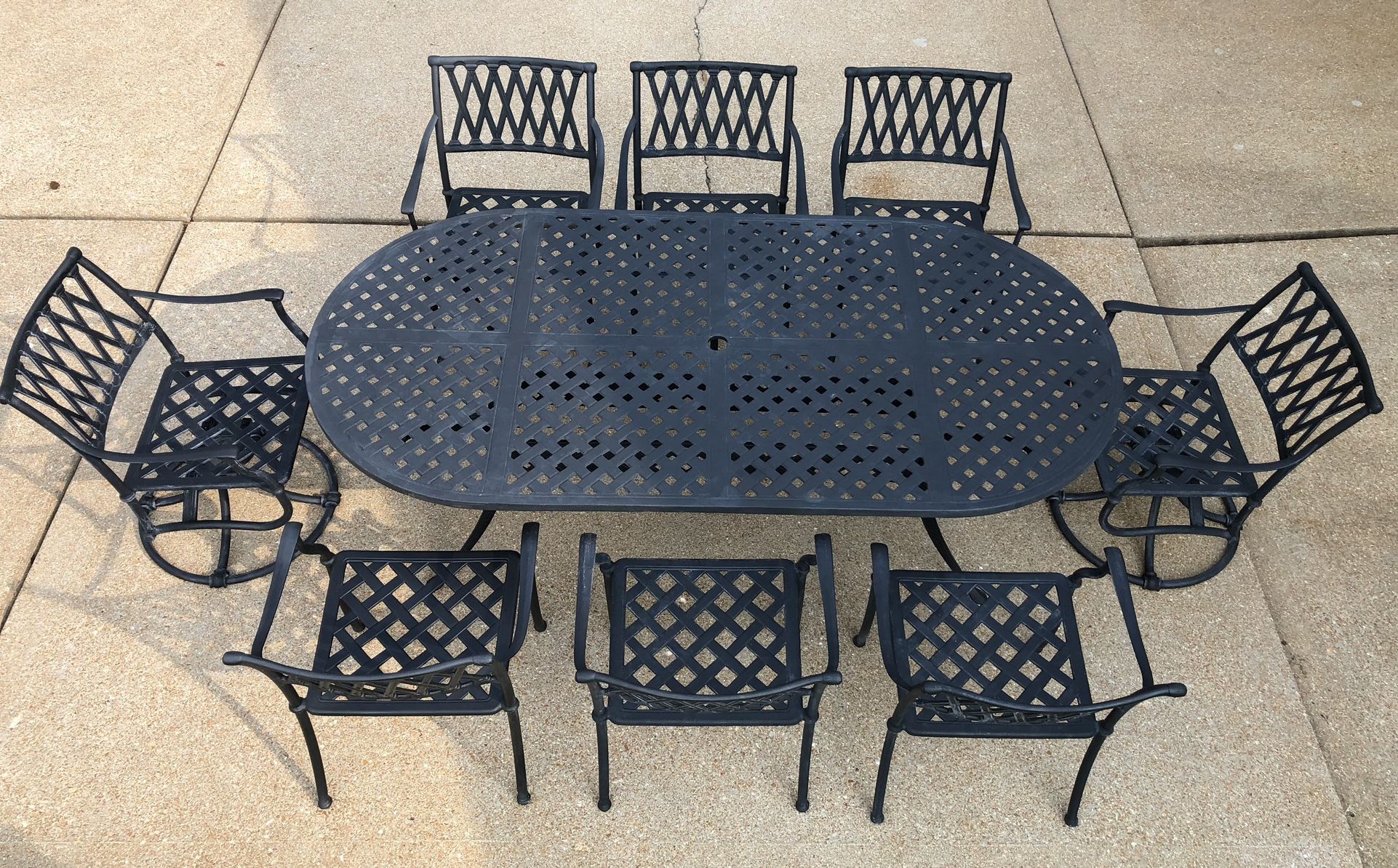 Hanamint Outdoor Patio Furniture Set Heavy 8 Seat Dining set-7ft 90 pound OVAL table-Black
