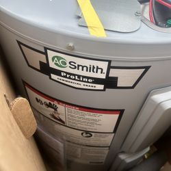 Water heater 30 Gallon lowboy