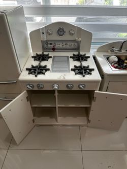 Kids play kitchen