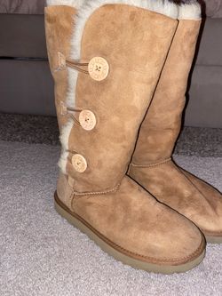 Boots UGG  size 10 women’s