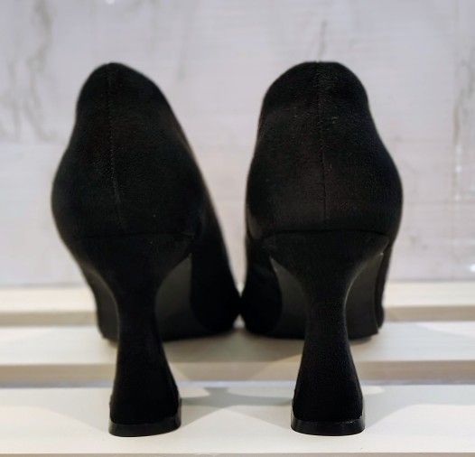 New Black Suede Pointy-Toe High-Heel Pumps w/Unique Flared Heel