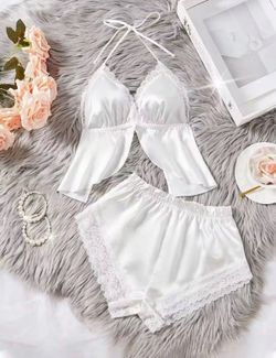New women sleepwear set size M
