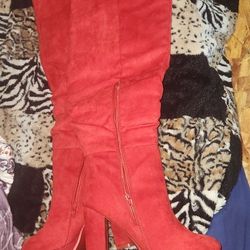 Women's Boots Size 9