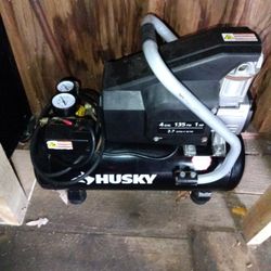 Husky 4 Gallon Air Compressor 