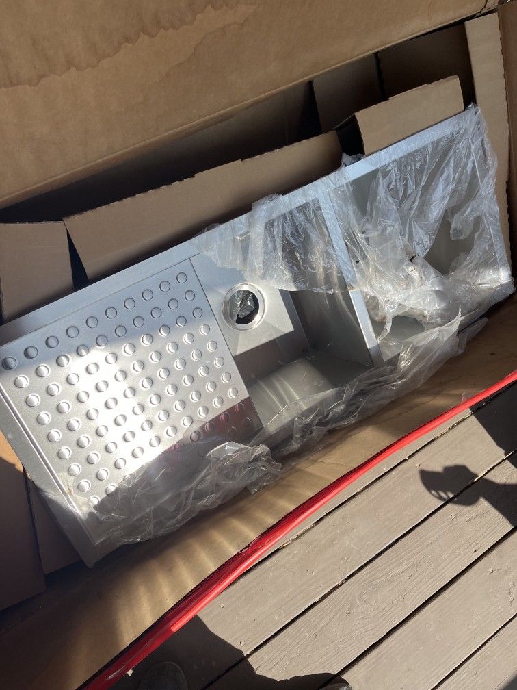 Stainless Steel Kitchen Sink