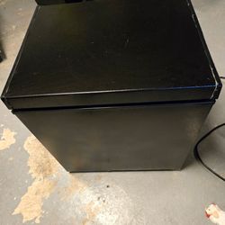 Chest Freezer.  1.8 cubic feet