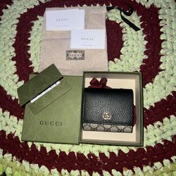Gucci Wallet Womens