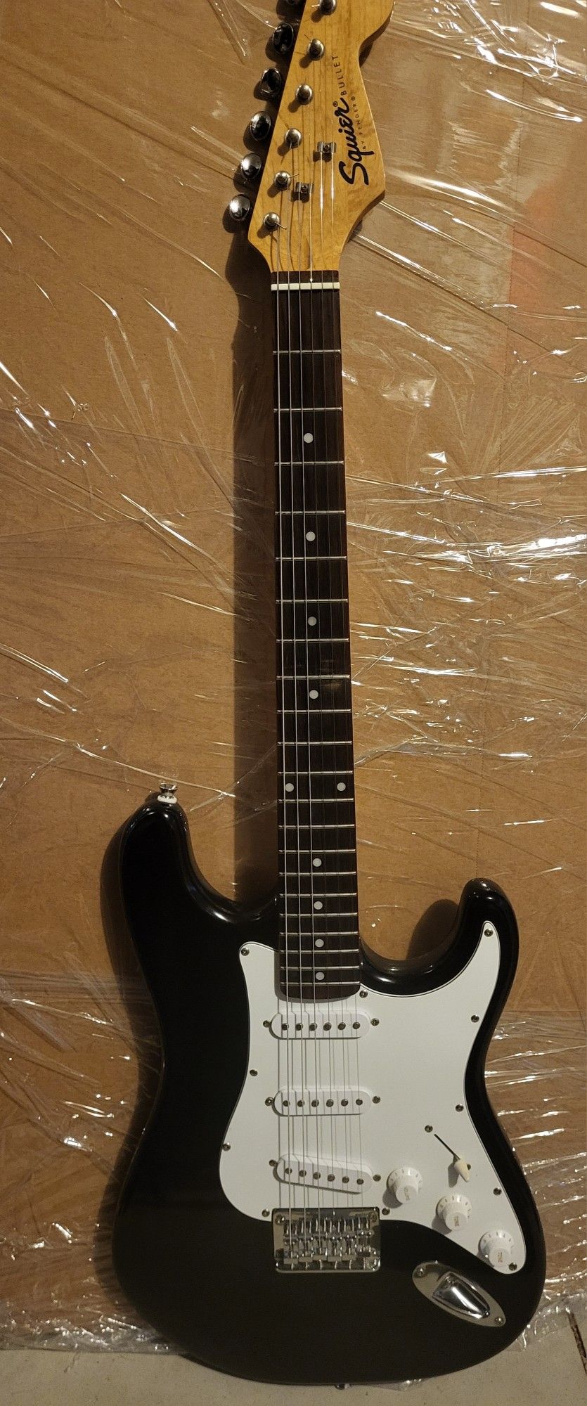 Squier Bullet Stratocaster Black Hardtail Made In Indonesia Exc
