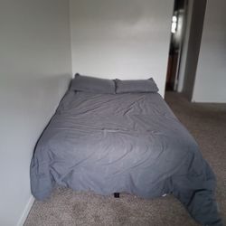 Full-size mattress  with standing frame metal cross bars