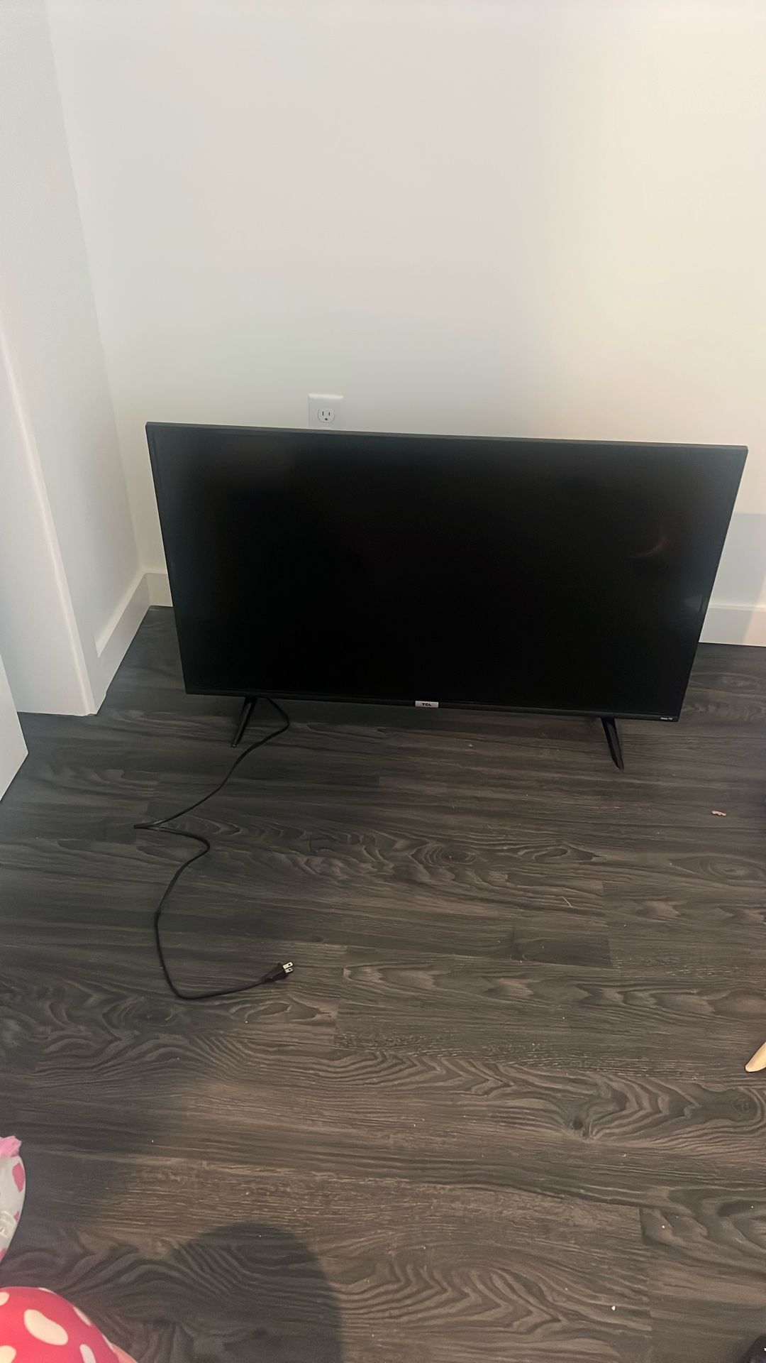 43’ Inch TCL Roku TV
