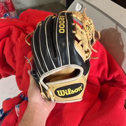 Wilson A2000 Baseball glove 