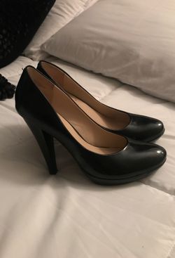 Nine West size 6 black heels