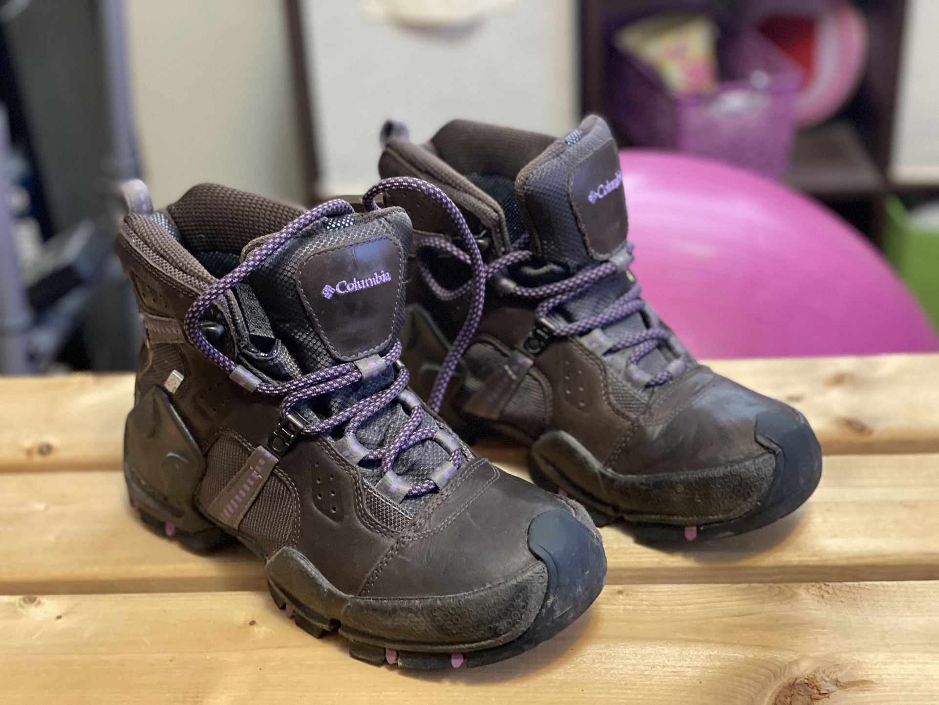 Hiking Boots Size 6.5
