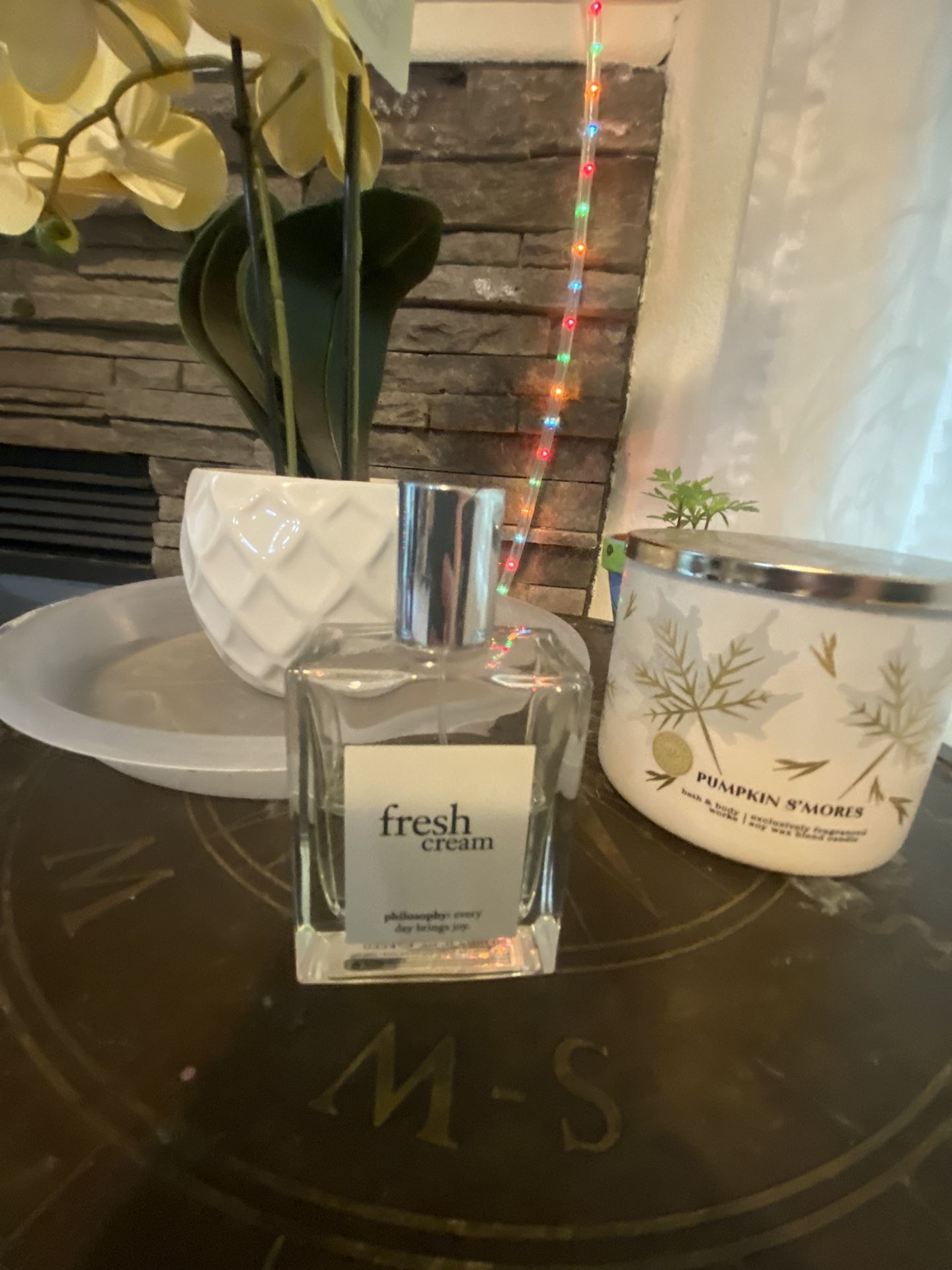 Woman’s Used Perfume Fresh Cream Eau de Toilette Over Half Full. 10$