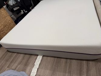 Queen Purple Mattress Great Condition - Only 3 years old