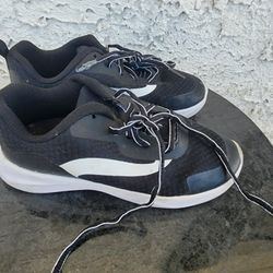 Athletic Works Boys Black Mesh Athletic Sneakers Shoes size 2 