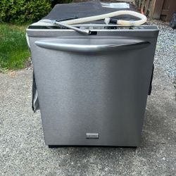 Frigidaire Dishwasher 