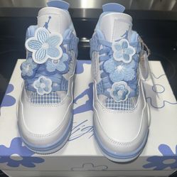 Women Jordan 4s