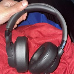 JBL Tune 750’s