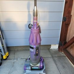 Dyson DC07 Animal Vacuum 