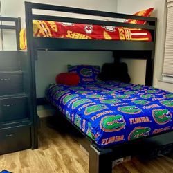 Bunk Beds-Twin over Queen