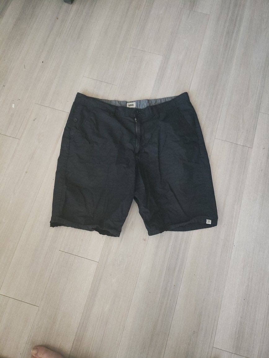 Vans Shorts Size 38