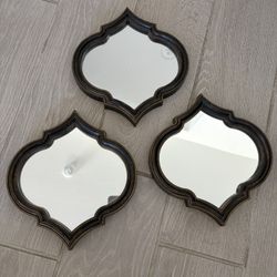 Wall Decoration 