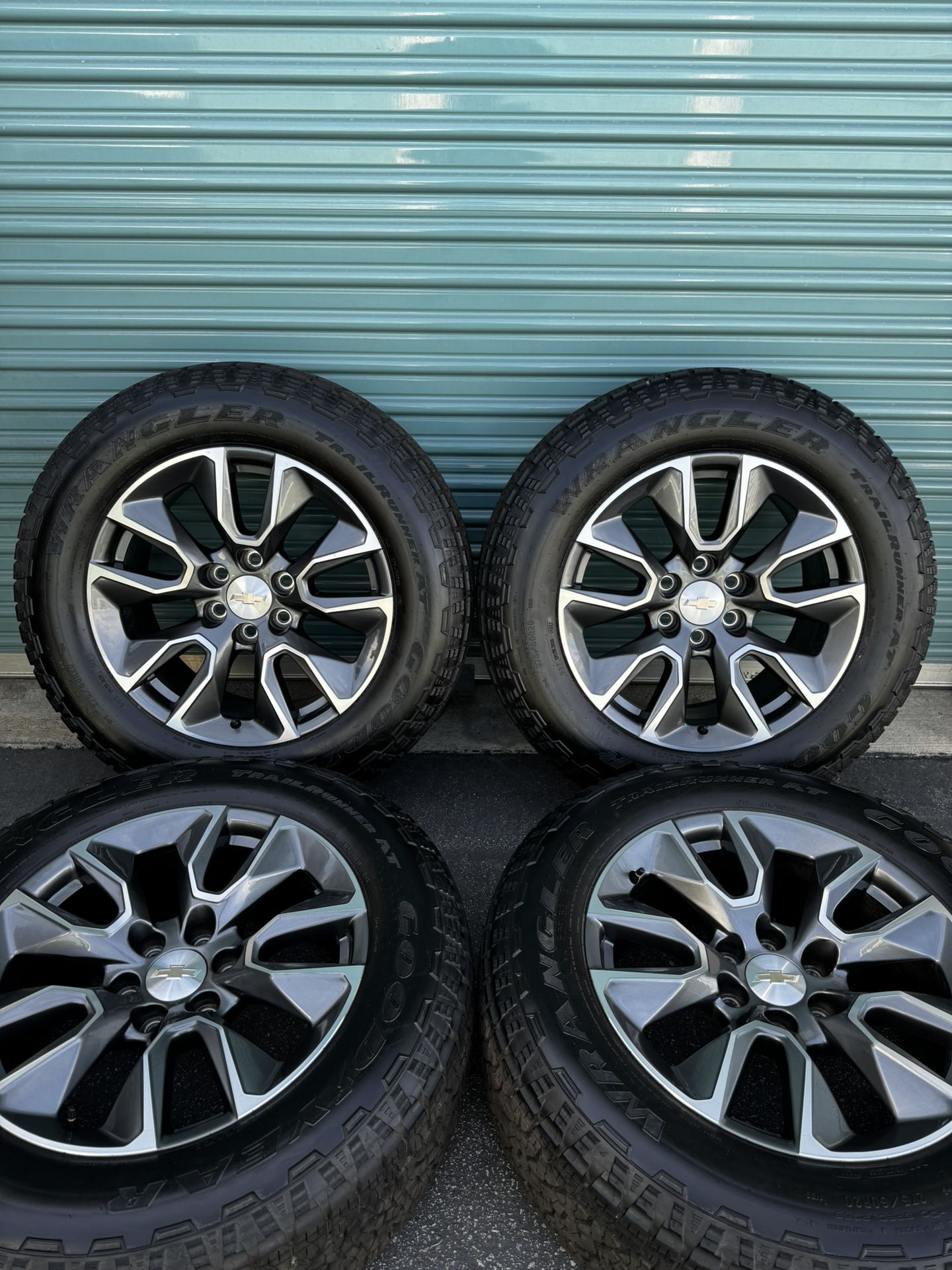 Chevy Silverado Tahoe Suburban Factory Wheels Tires