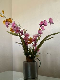 Artificial flowers