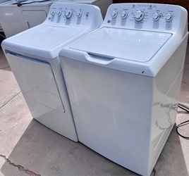 GE Top Load Washer and electric Dryer Set