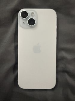 iPhone 15 Blue