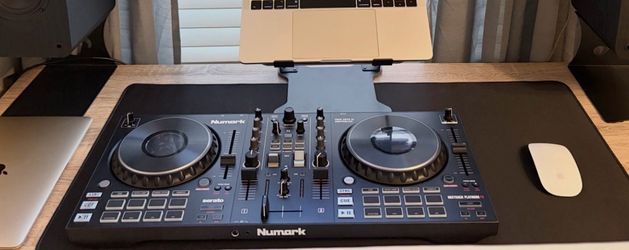 Numark Mixer