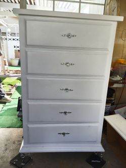 Five drawer White solid wood vintage dresser