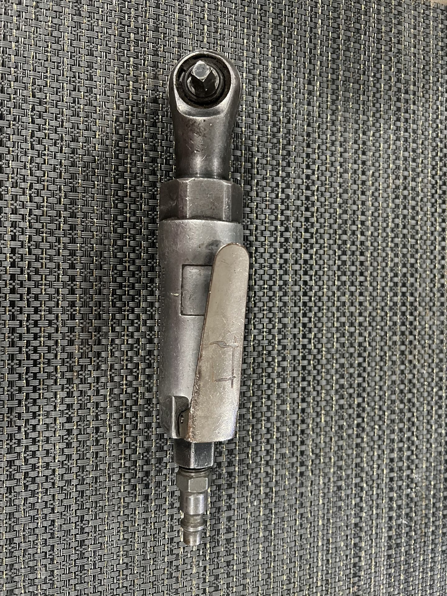 Air Ratchet