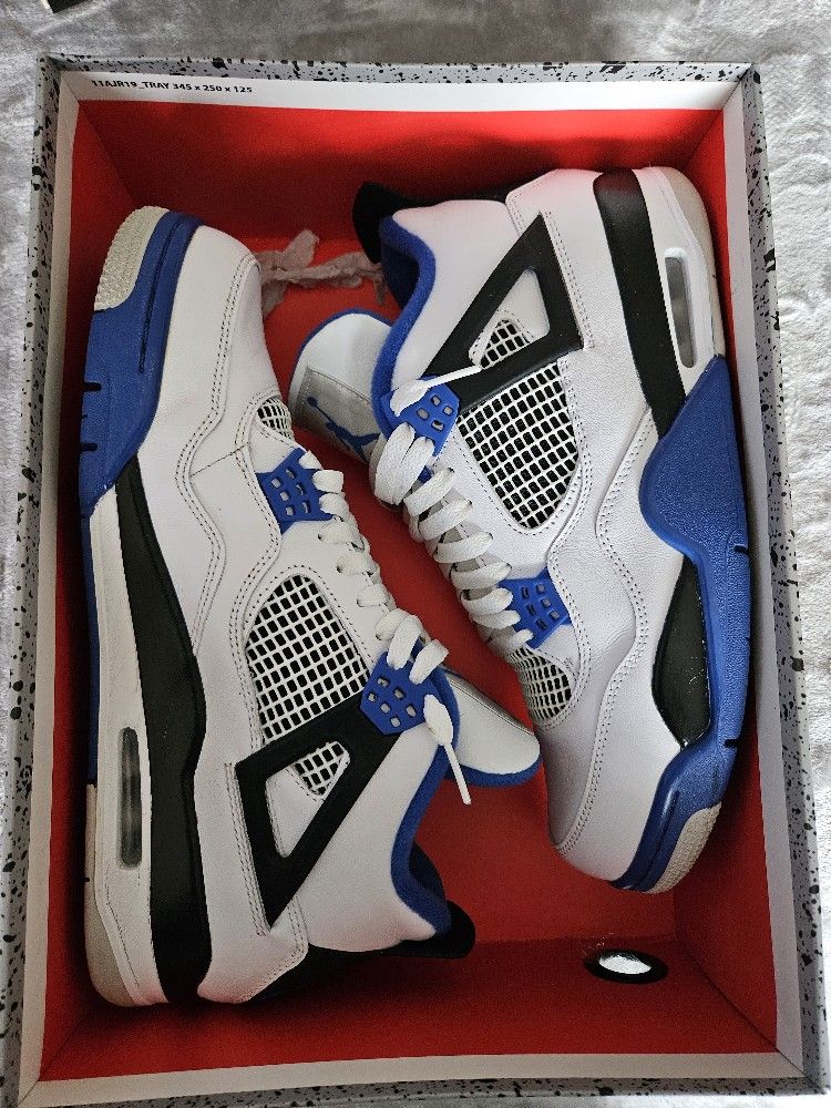Jordan 4 Motor Sport , Size 11, GREAT CONDITION