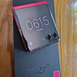 Red Motorola Razr Plus 2023 5g 256gb Unlocked Any Service With Warranty $380